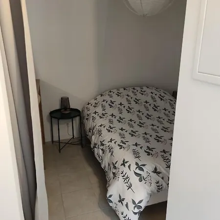 アパート De Charme, Au Calme Dans Le Vieux *